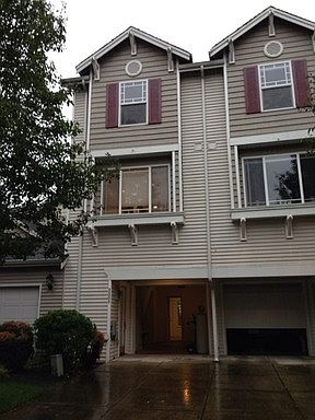 1st image of 8809 NE 17th St