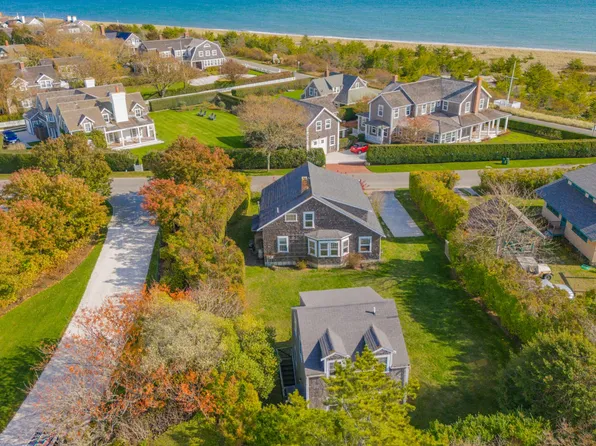 47 Morey Ln, Nantucket, MA 02554