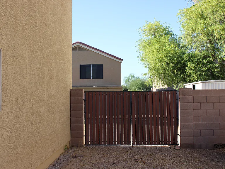 2568 W Tanner Ranch Rd — Photo 30