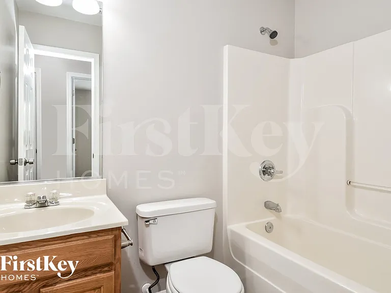 3629 Sherbourne Ln — Photo 10