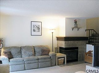3rd image of 11 Schuyler Ct