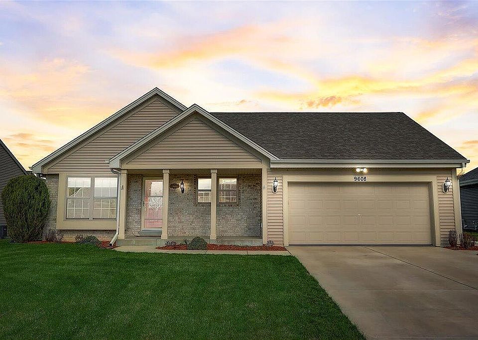 2nd image of 9608 Prairie Crossing Dr