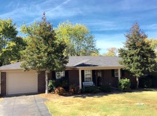 1313 Beverly Dr, Pulaski, TN 38478
