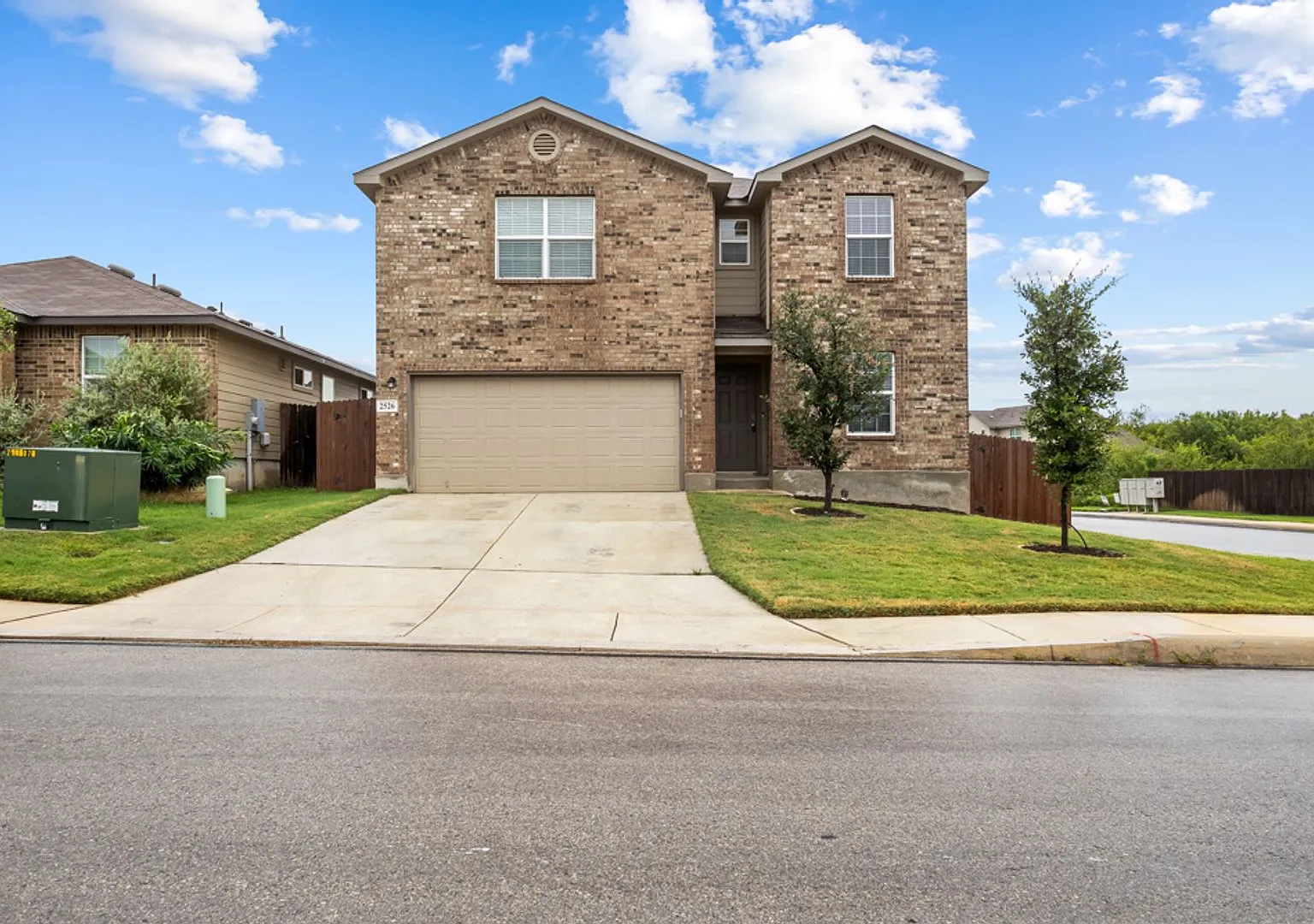 2526 Wentwood Run — Photo 1