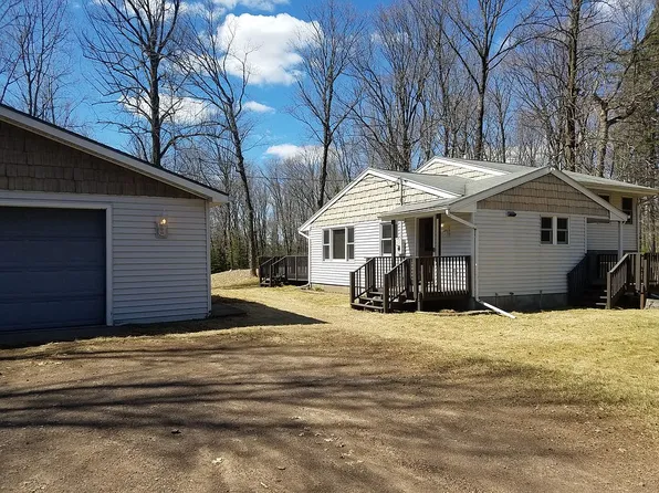 4789 Vaux Rd, Duluth, MN 55811