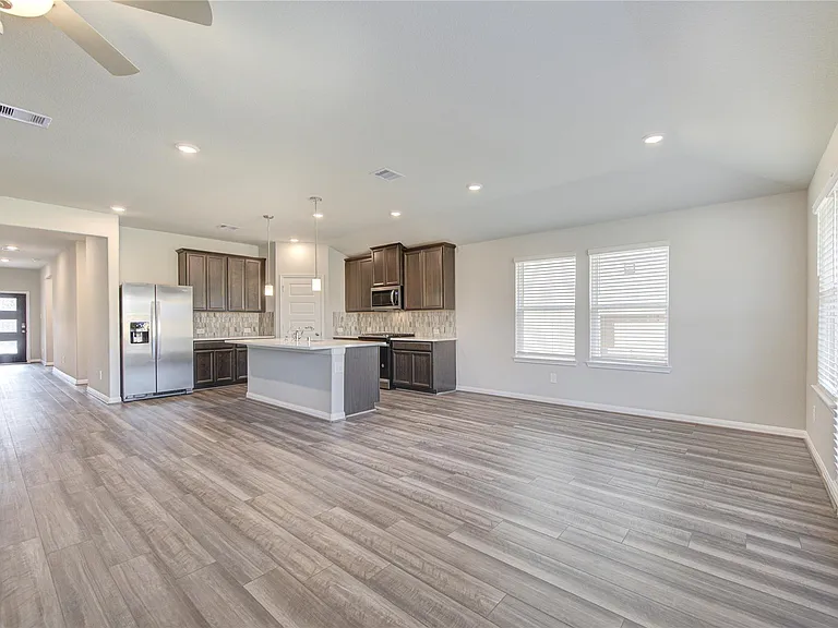 21514 Pachino Ln — Photo 20