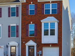 833 Blossom Dr, Hanover, PA 17331