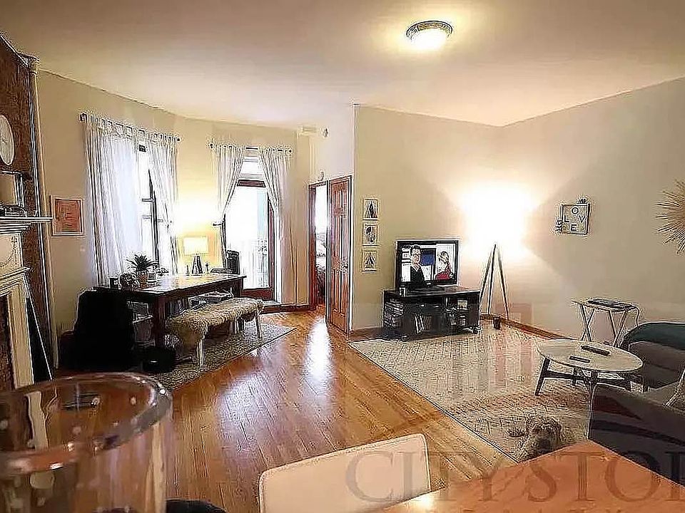 1st image of 306 W 73rd St APT 2A