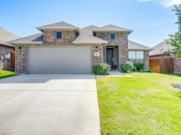907 Beverly Dr, Cleburne, TX 76033