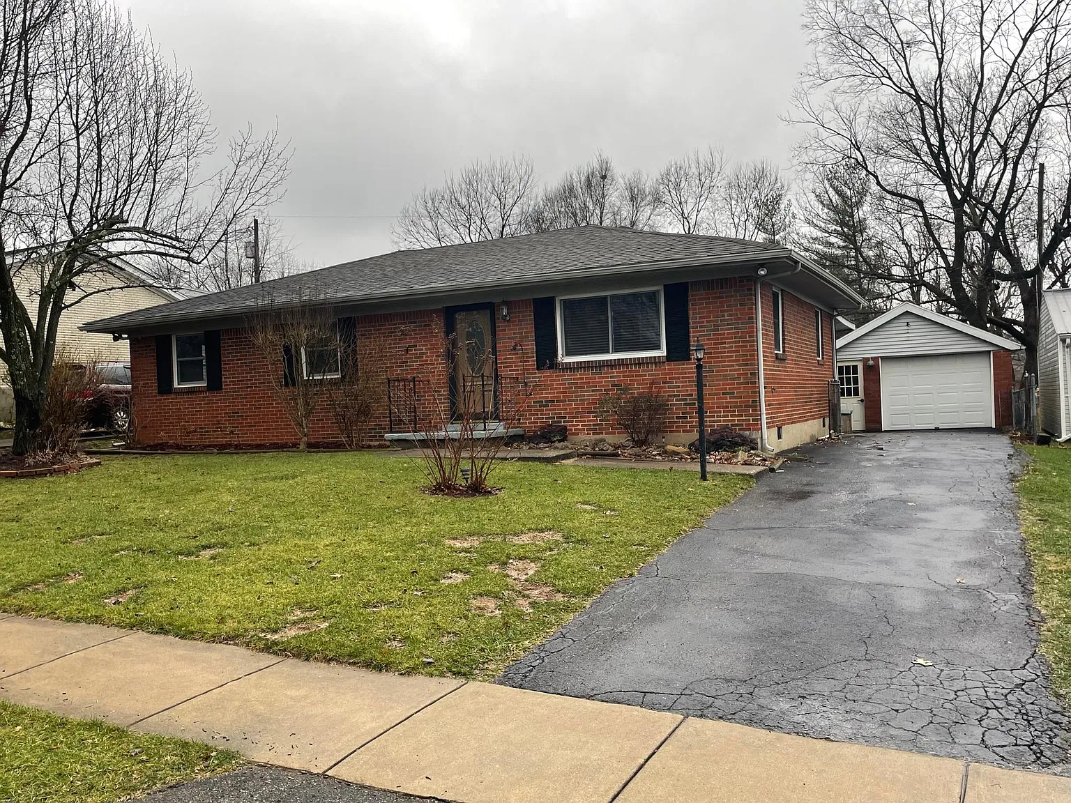 3 bed, 1.5 bath, 1464 sqft, $1,795 — Photo 1
