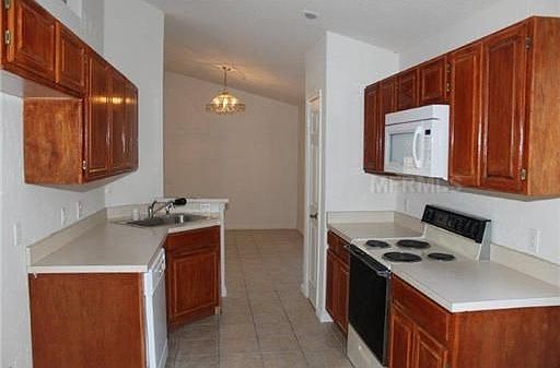 3rd image of 1825 Westpointe Cir