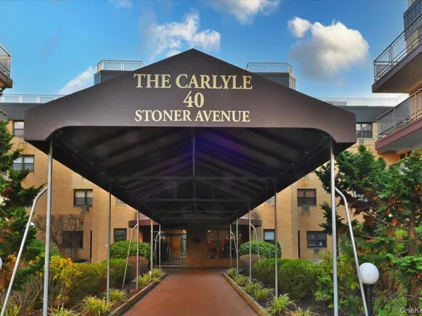 40 Stoner Avenue #2F, Great Neck, NY 11021