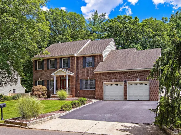 7 David Dr, Old Bridge, NJ 08857