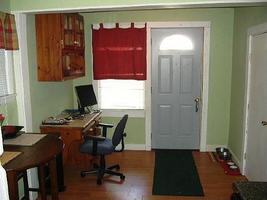 5th image of 1228 Crosby St