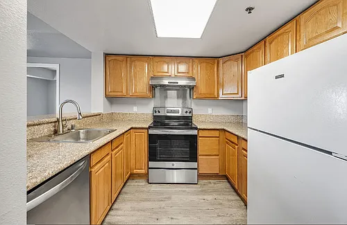 4501 N Hedgerow Dr #4 Photo 1 4501 N Hedgerow Dr #4 Photo 1