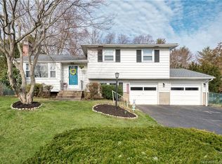 24 Holly Ln, Meriden, CT 06450