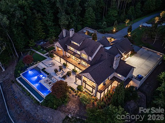 4th image of 125 Quiet Waters Dr