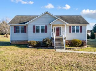 746 Church St, Appomattox, VA 24522