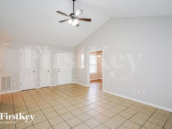 3rd image of 224 Faulkner Ct