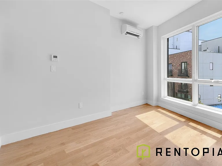 411 Meeker Ave #308N — Photo 7