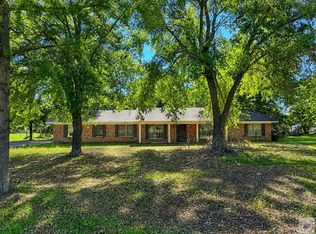 1066 Us Highway 259 S, De Kalb, TX 75559
