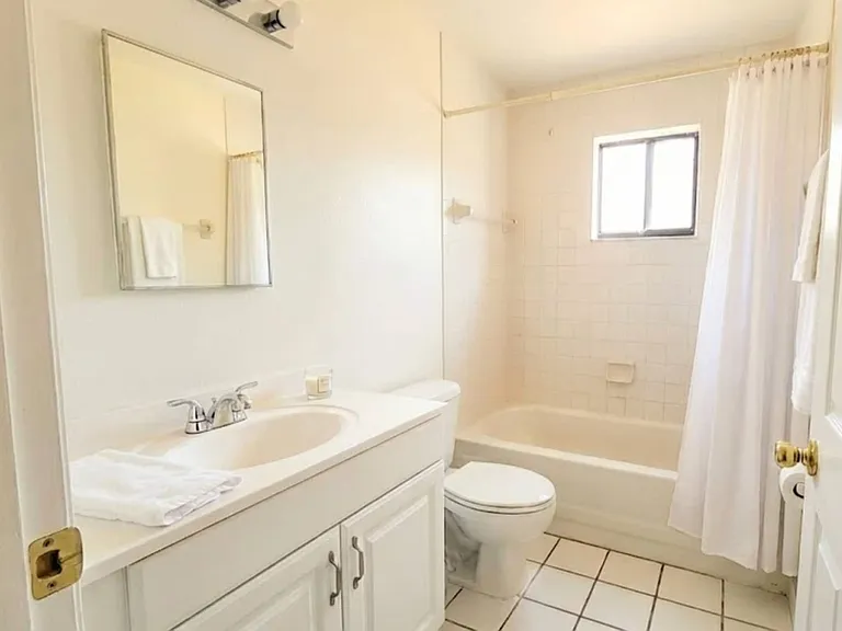 1481 Mosswood Dr — Photo 9