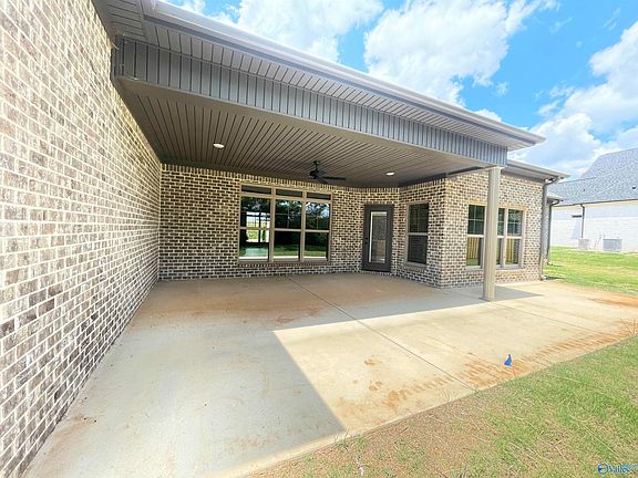 4th image of 100 Frances Trace Dr