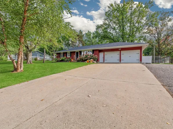 2550 140th Ave NW, Andover, MN 55304