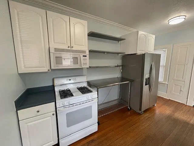 1012 Peddie St — Photo 20