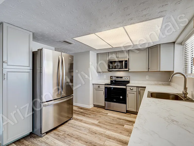 435 Flamingo Ln — Photo 11