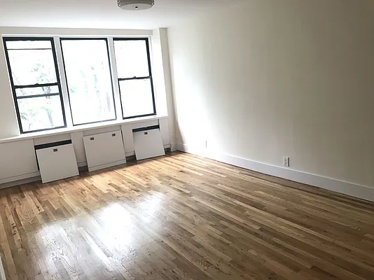 Rented by Village Living Realty | media 19