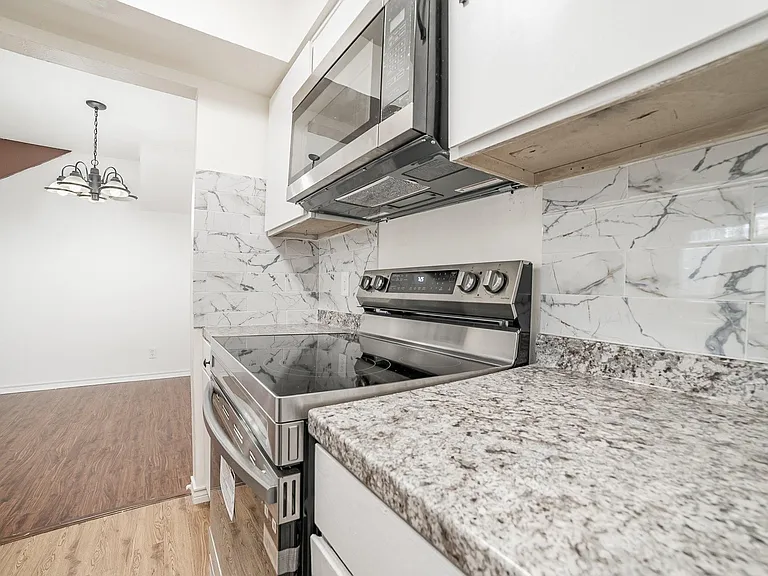3131 Wycliff Ave — Photo 11
