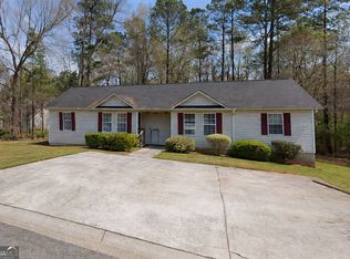 1957 Karen Cir, Milledgeville, GA 31061