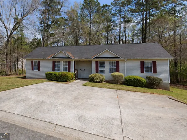 1957 Karen Cir, Milledgeville, GA 31061