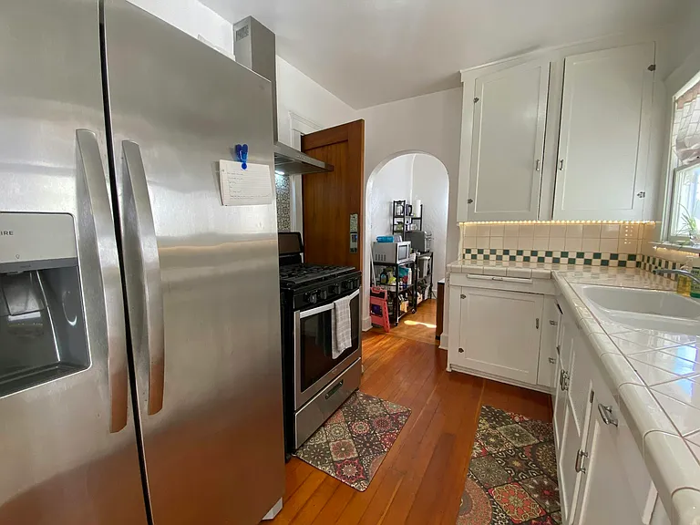 2924-26 32nd St #2926 — Photo 9