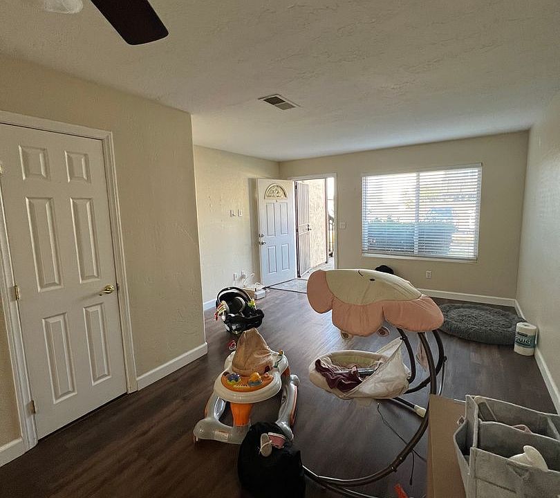 1st image of 10307 Carefree Dr