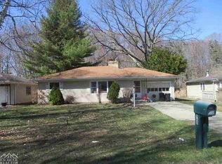 960 Golfview St, Algonac, MI 48001