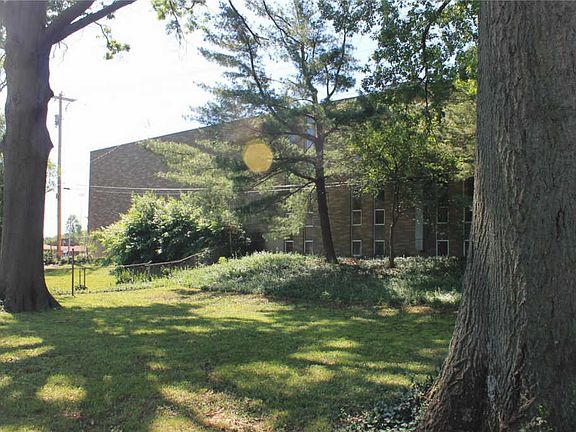 4th image of 10574 Mortimer Ln