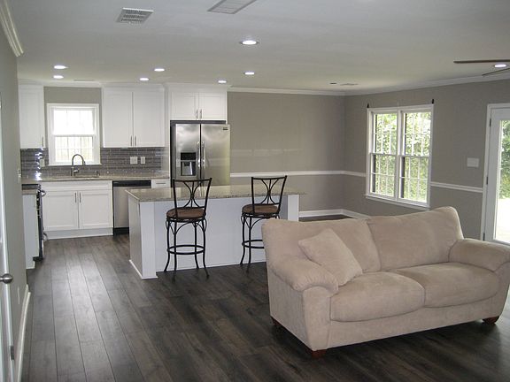 3rd image of 230 Sea Holly Cir