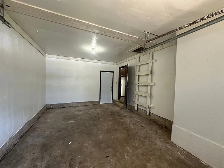 321 W Michael Dr — Photo 17