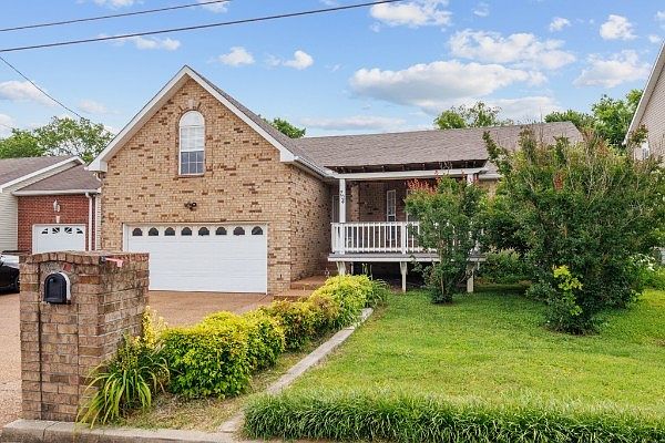 1st image of 704 Shandale Dr