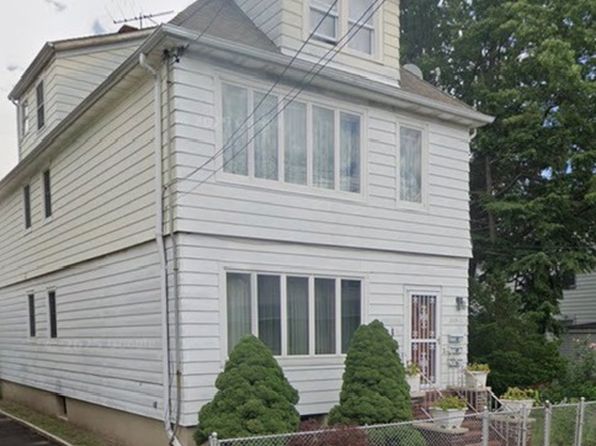 223 Hayward Pl