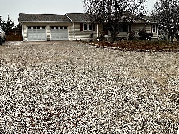 2nd image of 326 NE 20th Ave