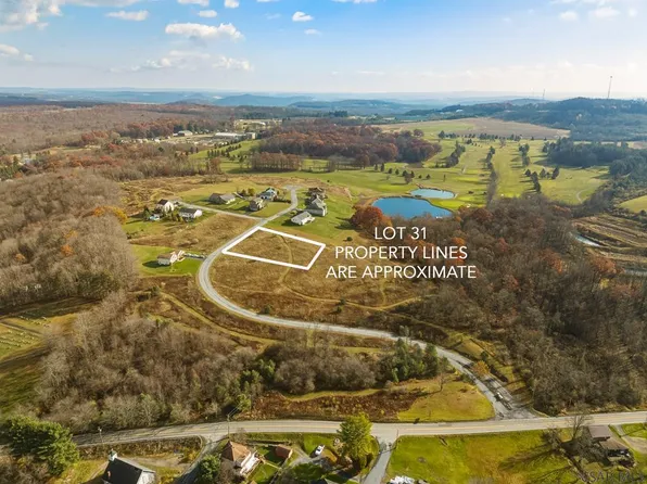 31 Oak Crest Dr #31, Stoystown, PA 15563