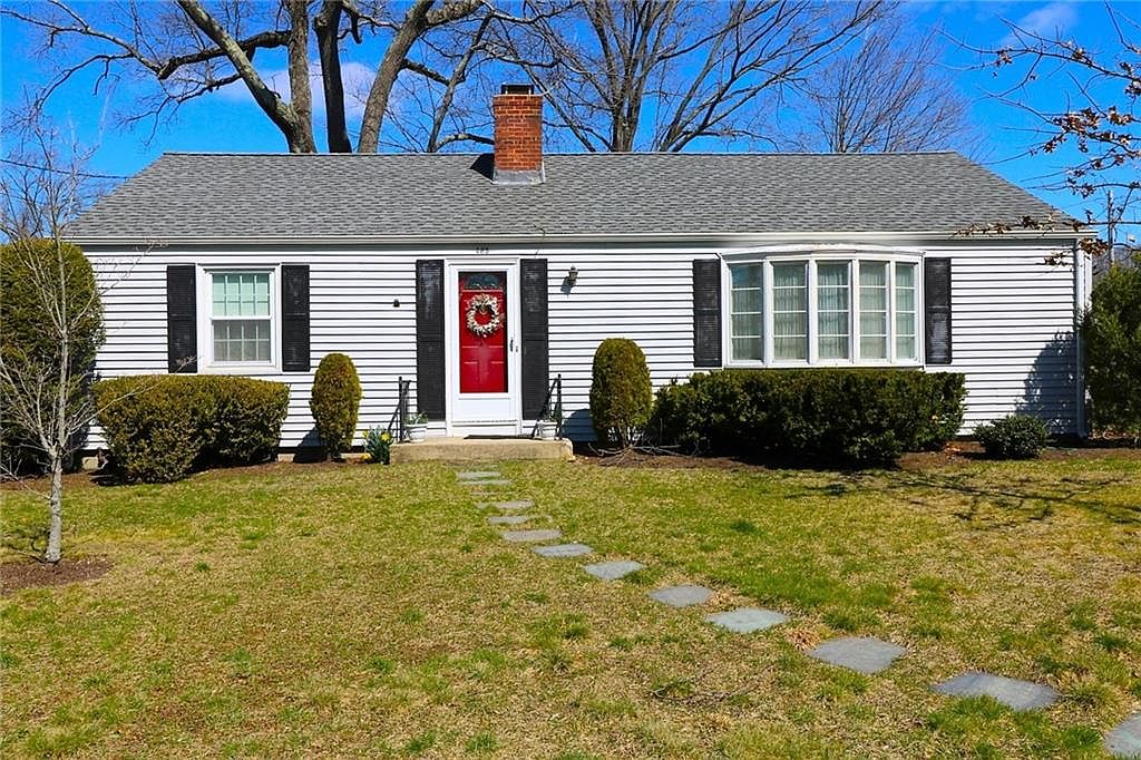 465 Squantum Dr, Warwick, RI 02888 Zillow