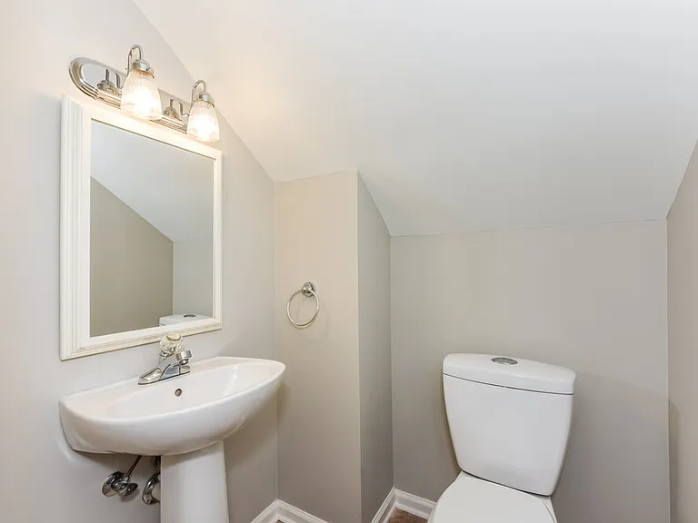 1594 Laurel Ledge Dr — Photo 15
