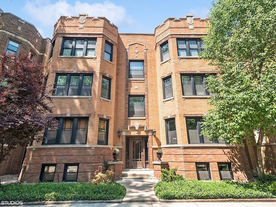 1st image of 2324 W Argyle St APT 2E