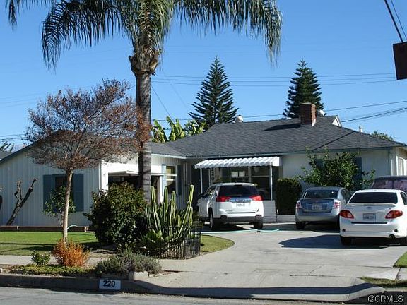 3rd image of 220 S 1st Ave