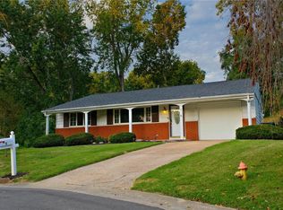 5 Helen Ct, Fairview Heights, IL 62208