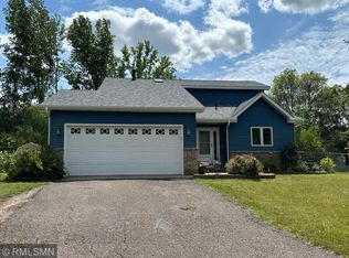 6691 13th Street Cir N, Oakdale, MN 55128